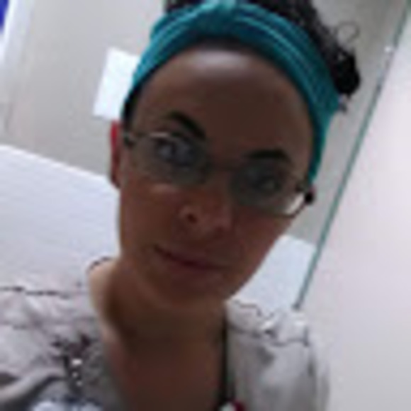 Meet your Posher, Elizabeth - Picture 1 of 1